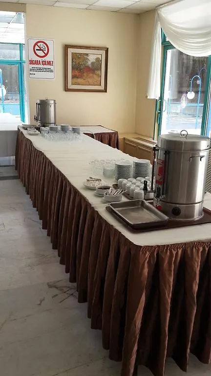 Birlik Hotel Isiklar