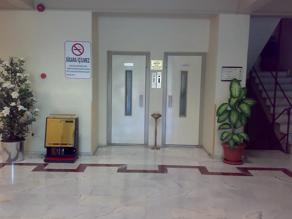 Birlik Hotel Isiklar 터키