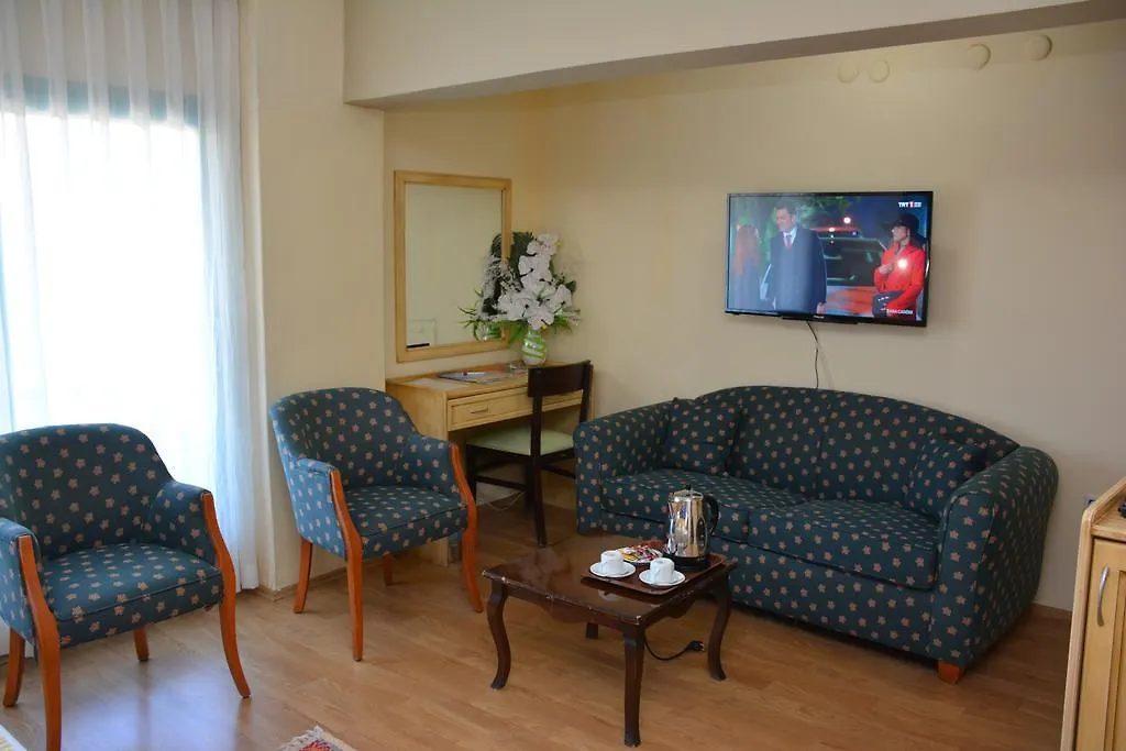 Birlik Hotel Isiklar 터키